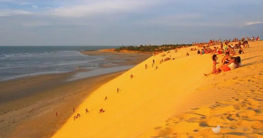Duna do Pôr do Sol em Jericoacoara, Ceará - Atração gratuita e essencial para o roteiro