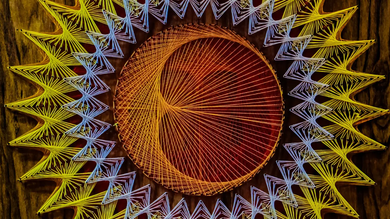 Mandalas com Fios e linhas