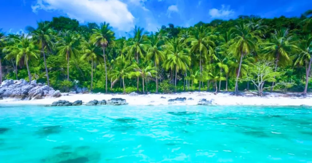 Tailândia praias escondidas: mergulho de snorkel nas águas cristalinas do Parque Marinho Ang Thong.